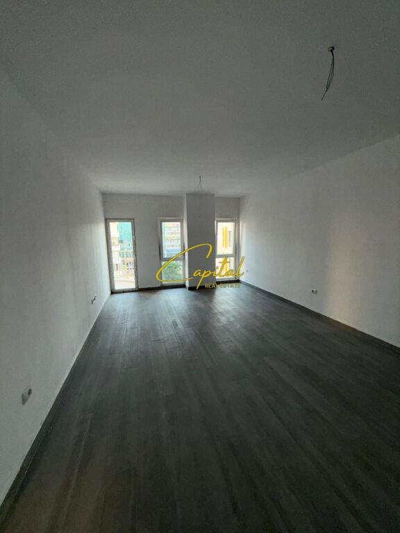 OFFICE FOR RENT 73 M2 ZOGU I ZI 55,000 LEKE