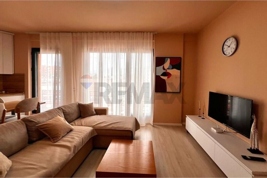 Apartament 1+1 me qira te Rruga Mine Peza!