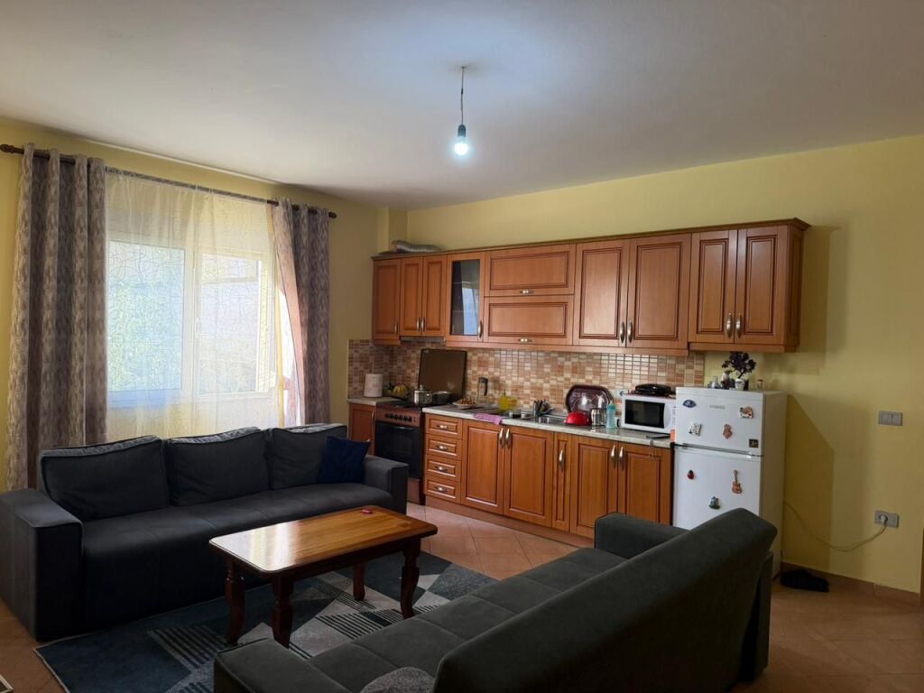 Apartament per shitje 1+1 Vlore