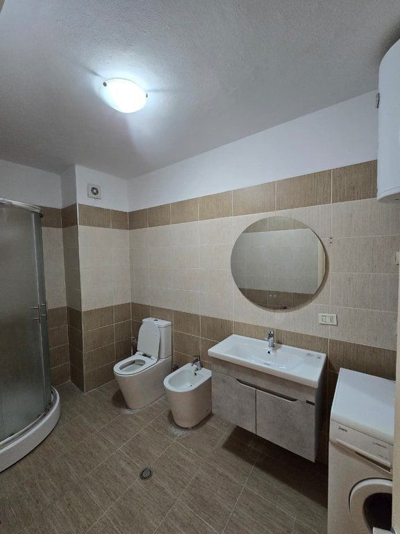 Jepet me qera apartament 2+1 tek Kompleksi Malajzan!! 500 € /Muaj
