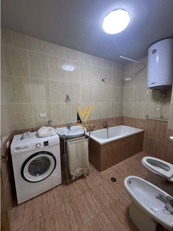 EKSLUZIVE! SHITET APARTAMENT 2+1+2+BLK TE PAZARI I RI 240.000 EURO
