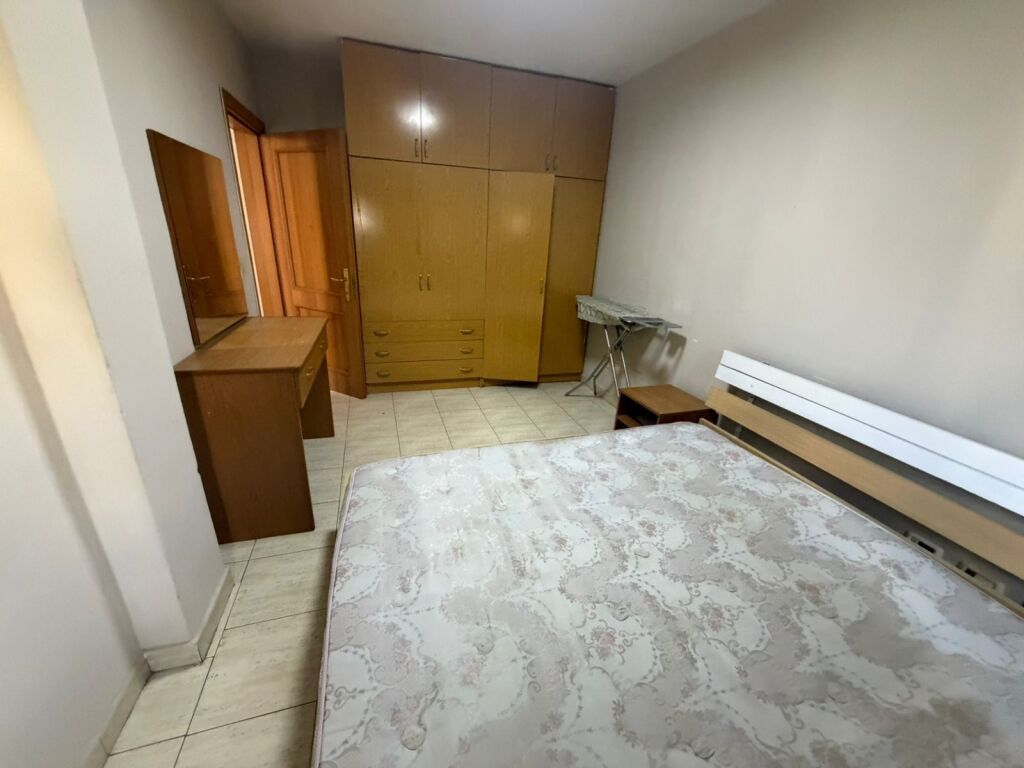 Jepet Me Qera Apartament 1+1+1 Ballkon