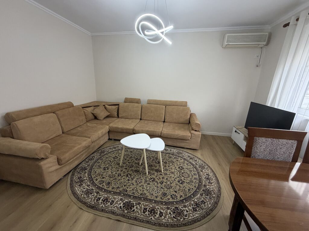2+1, 4th floor existing, myslym shyri, 650 euro