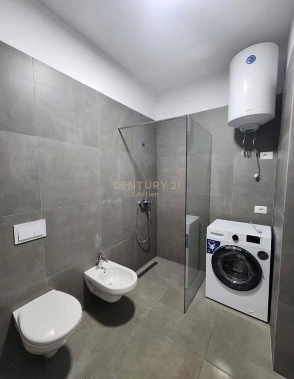 Jepet me qira apartament modern 1+1 tek Kompleksi Arlis, në Rrugën e Dibrës