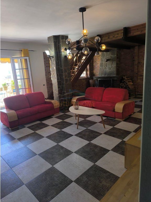 Apartament 2+1, Kodra e Diellit