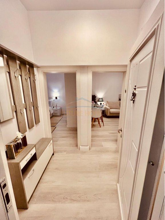 Rent, 2 Apartments 1+1, Blloku