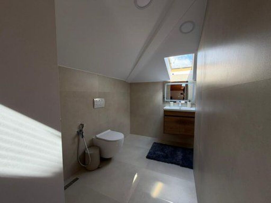 Jepet me qera një apartament ekskluziv 3+1+3 në Residencen Secret Garden !!