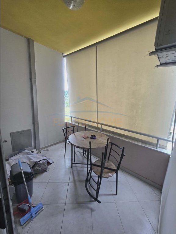 Shitet, Apartament 2+1+2, Unaza e Re