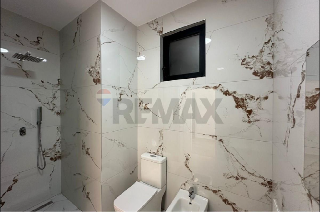 Apartament per shitje 2+1 tek Liqeni i Thate
