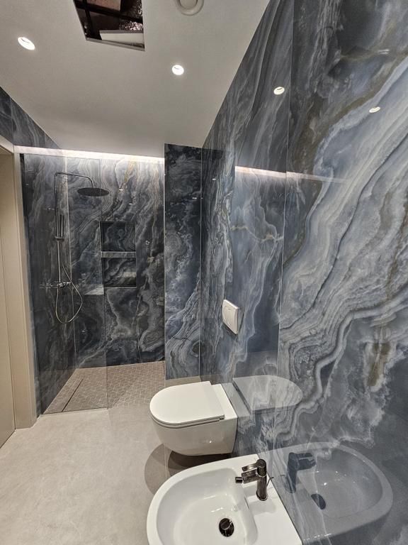 Shesim Apartament Luksoz 2+1+2 ne Rezidencen Lake View.