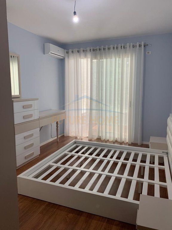 Shitet, Apartament 1+1, Kopshti Zoologjik, Tirane