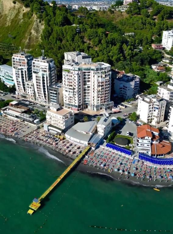 Apartament 1+1 me Pamje Deti – Currila, Durrës