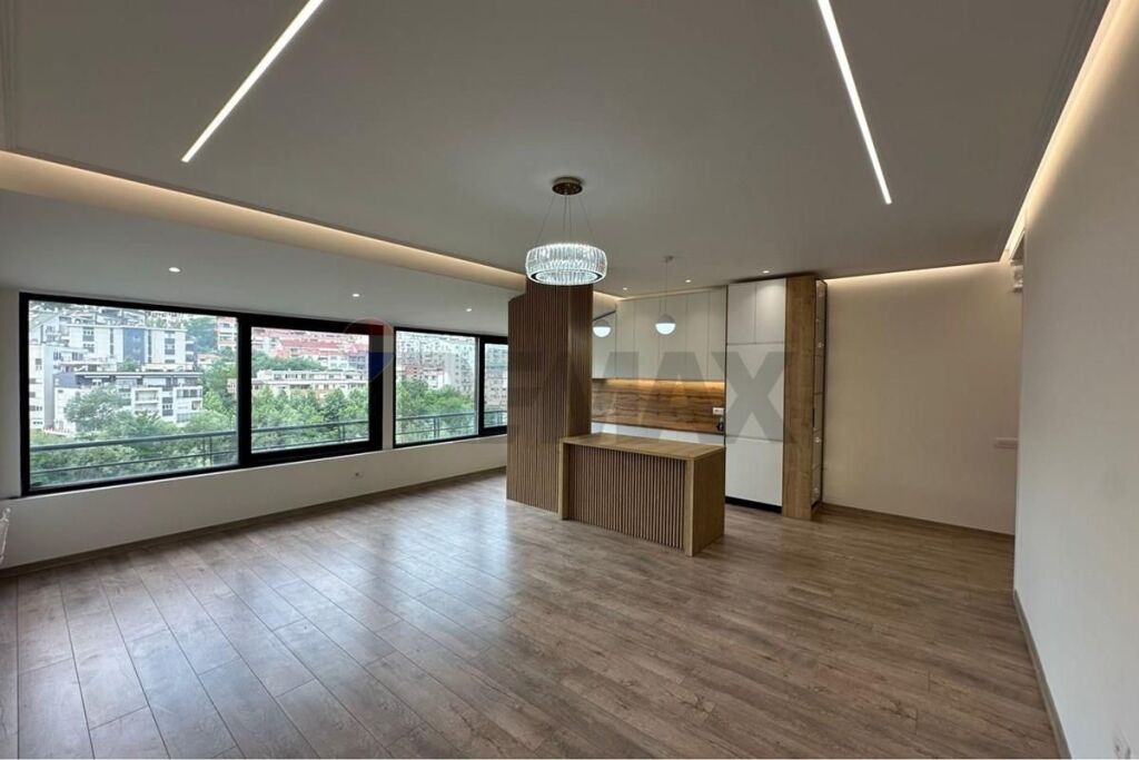 Apartament - Për Shitje - Liqeni I Thatë, Tiranë