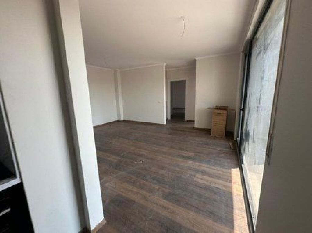 Ofrojmë për qira Apartament 2+1+2 + Post Parkimi në Kompleksi “Akses Tirana”