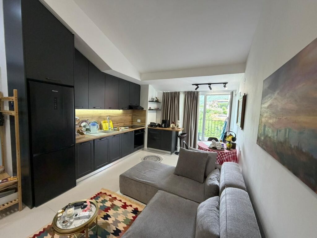 🏡 Shitet Apartament 1+1 📍 Zona e Linzes– Rr. “Baftijar Lici”  ▫️💶 Çmimi: 105.000 €  📩 Për info ose vizitë, kontaktoni në