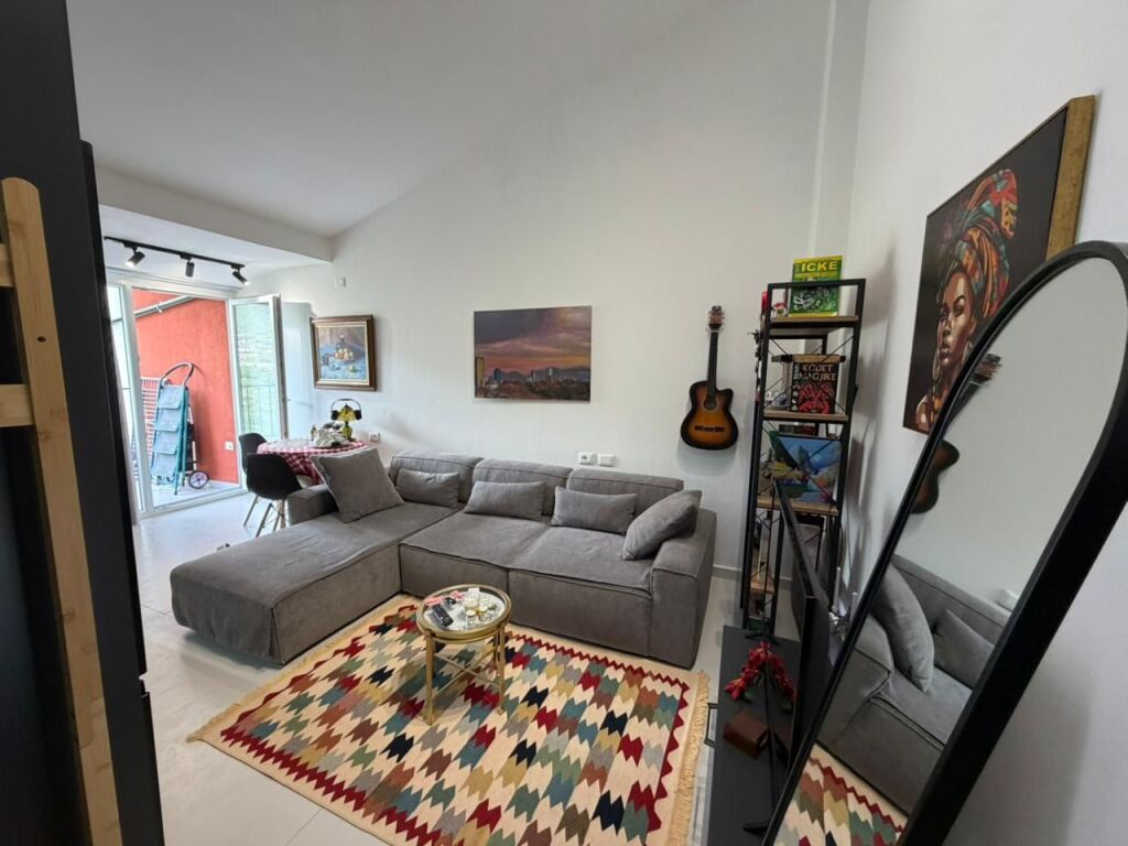 🏡 Shitet Apartament 1+1 📍 Zona e Linzes– Rr. “Baftijar Lici”  ▫️💶 Çmimi: 105.000 €  📩 Për info ose vizitë, kontaktoni në