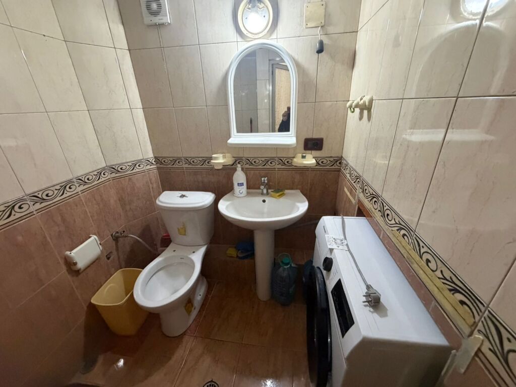 Jepet Me Qera Apartament 1+1+1 Ballkon