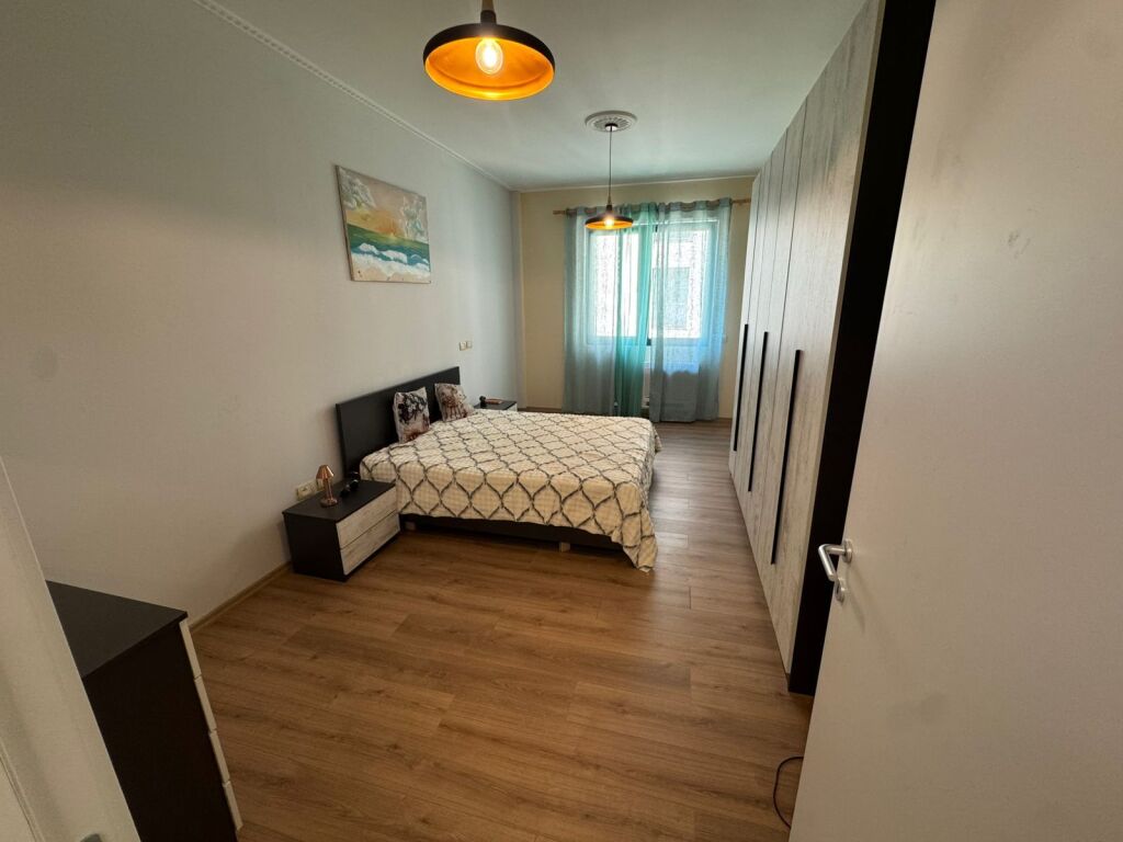 Apartament për qera 2+1+2 –  Liqeni i Thatë