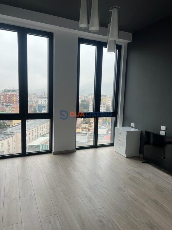 🏡 Apartament Modern 2+1+2 Tek Park Gate – Rruga e Elbasanit