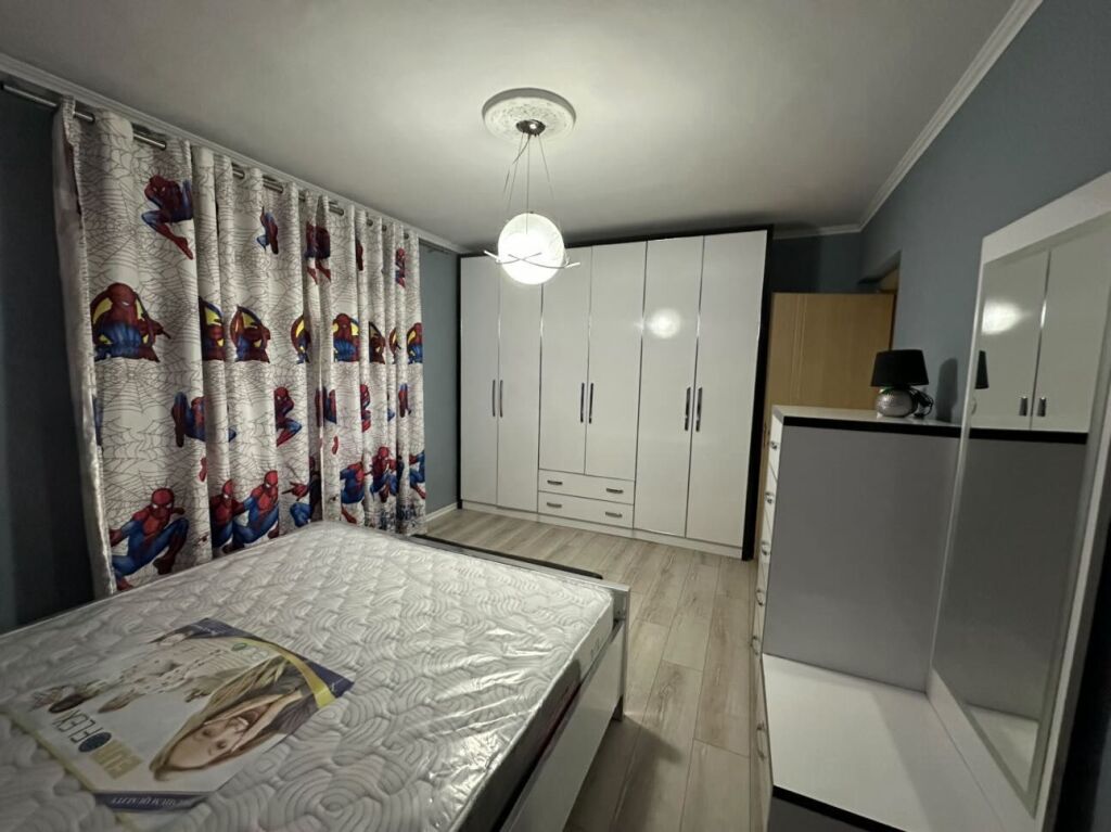 🏡 Appartamento 2+1 arredato in affitto  📍 Tirana, all'incrocio a Oxhak 💶 Prezzo: 450 euro