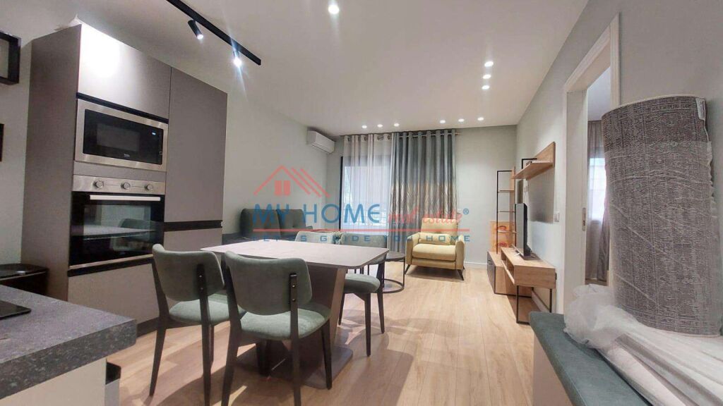 Apartament 1+1 me qera tek Komuna e Parisit