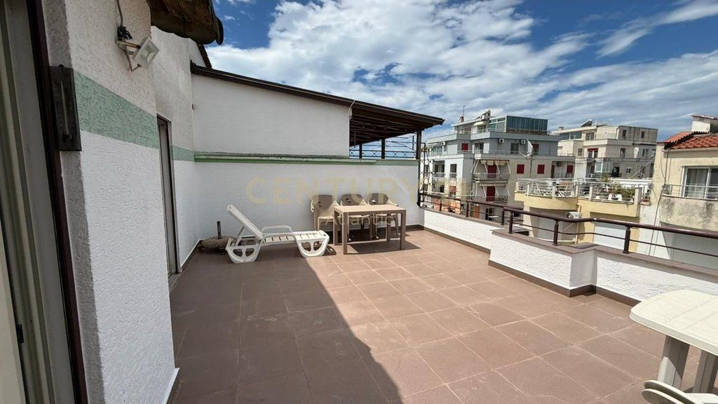 Apartament 1+1 Pamje Deti Për Shitje  + 49m2 Verande Iliria Durres