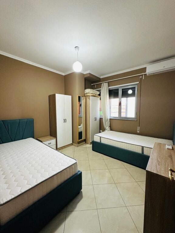 🏡 Jepet me qira apartament modern 2+1 te Pallati me Shigjeta