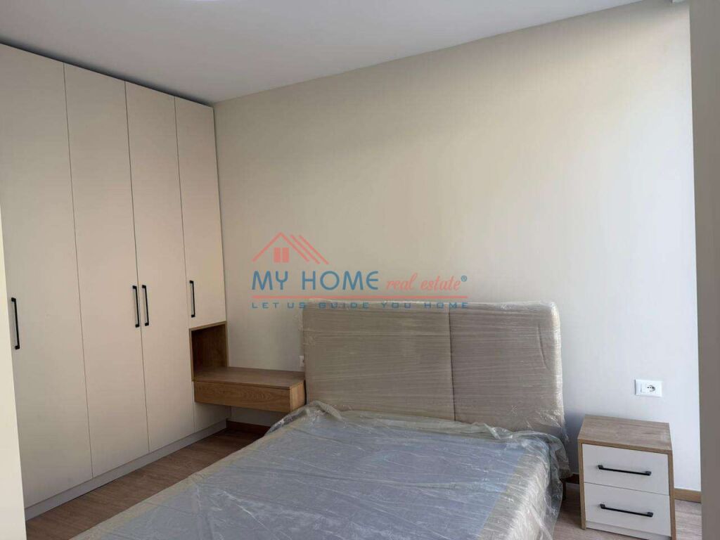 Apartament 1+1+Verande me qera tek Liqeni Artificial ne Tirane