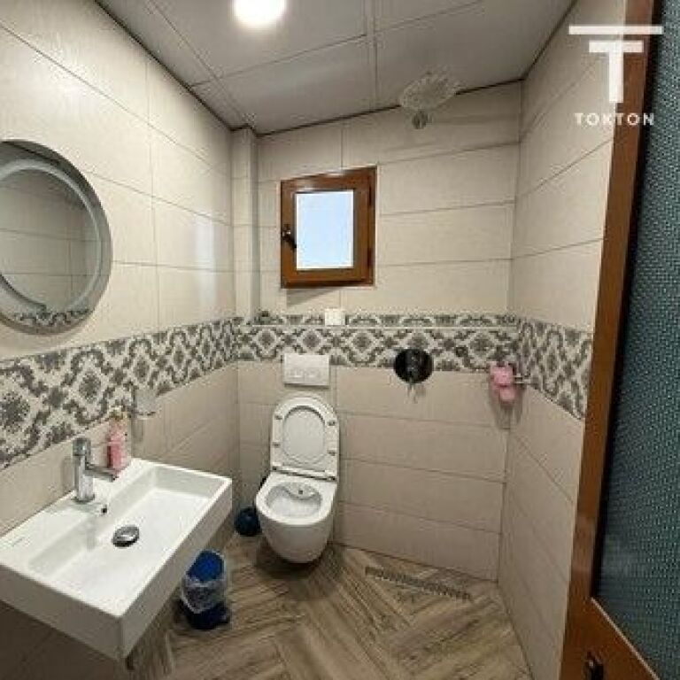 SHITET, APARTAMENT 1+1, RRUGA: "21 DHJETORI", TIRANË