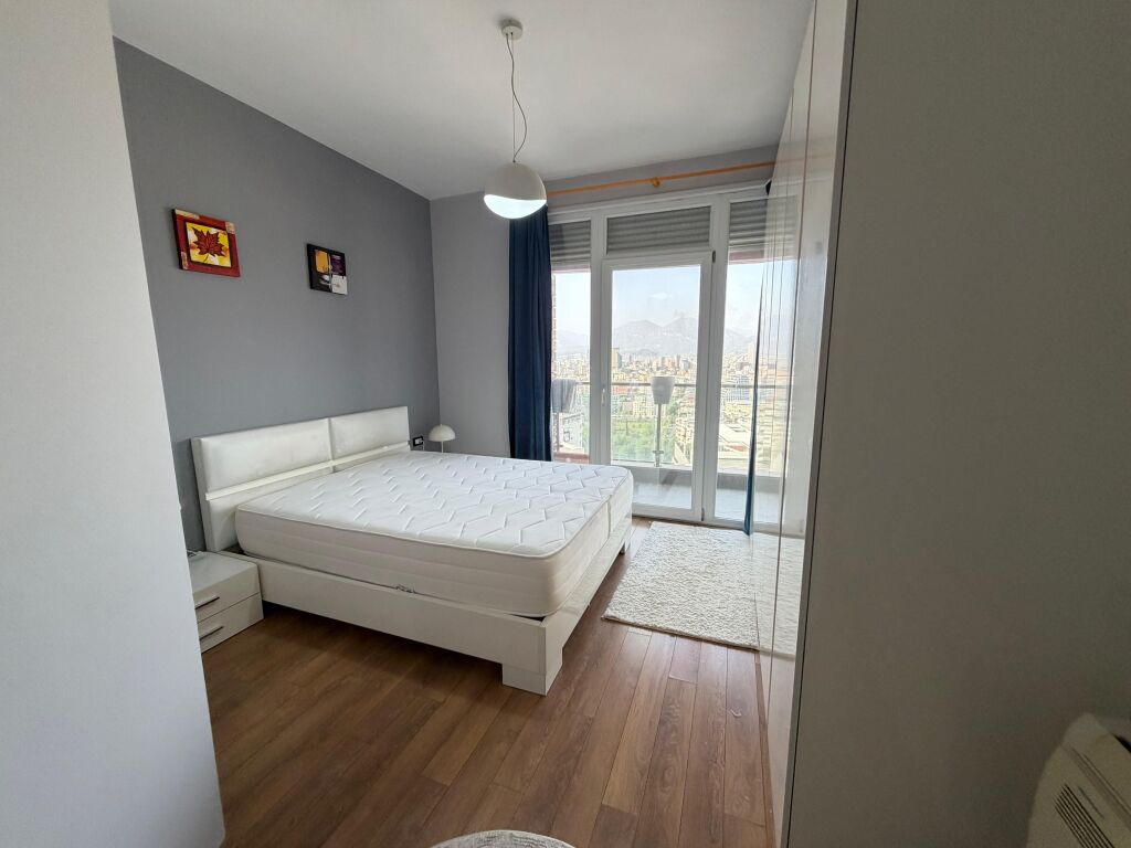 Qira apartment 2+1+2 📍Kopshti Botanik  💶 900 0 0 lekë