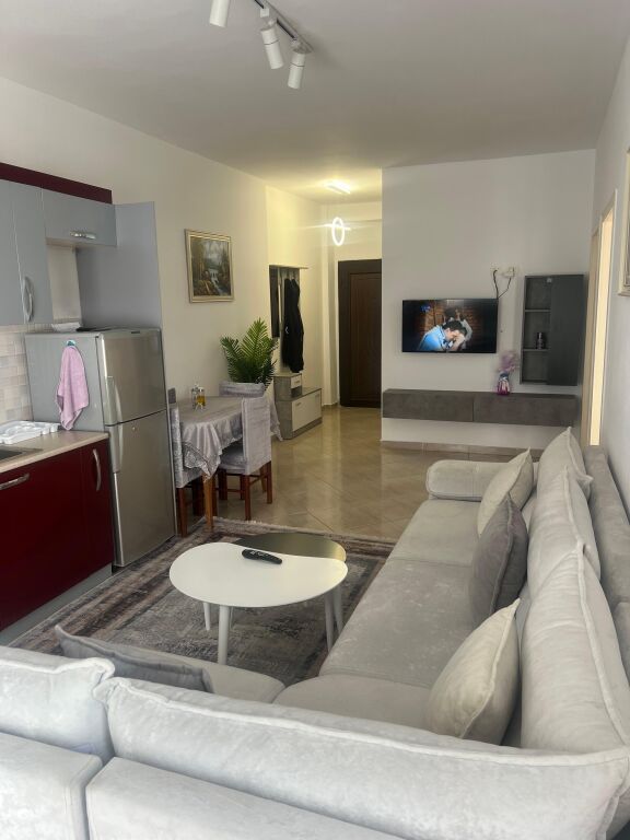 JEPET ME QIRA 2+1+1 Astir 450 euro