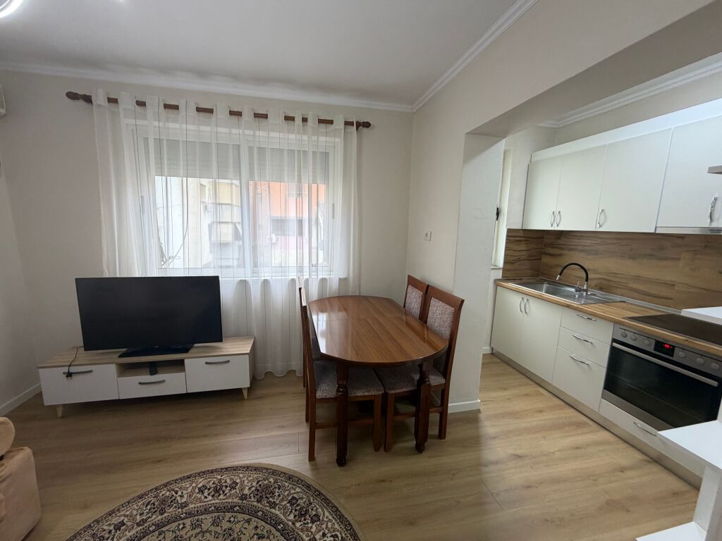 2+1, 4th floor existing, myslym shyri, 650 euro