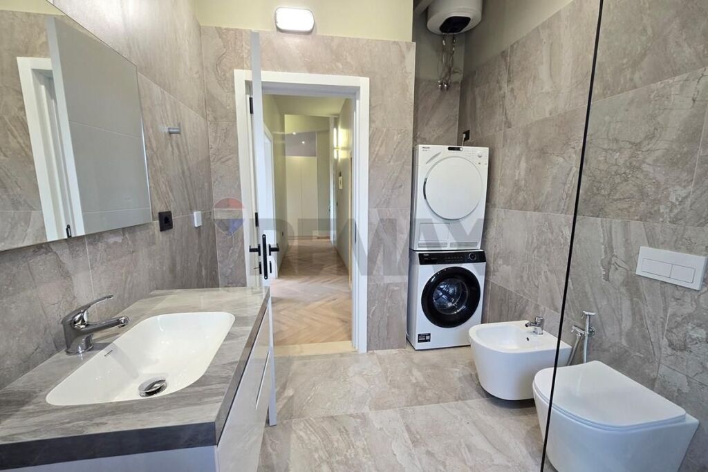 Super apartament 2+1 per qira, Myslym Shyri !!!