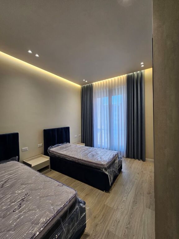 APARTAMENT LUKSOZ 2+1 PER QERA TEK KOMPLEKSI DELIJORGJI