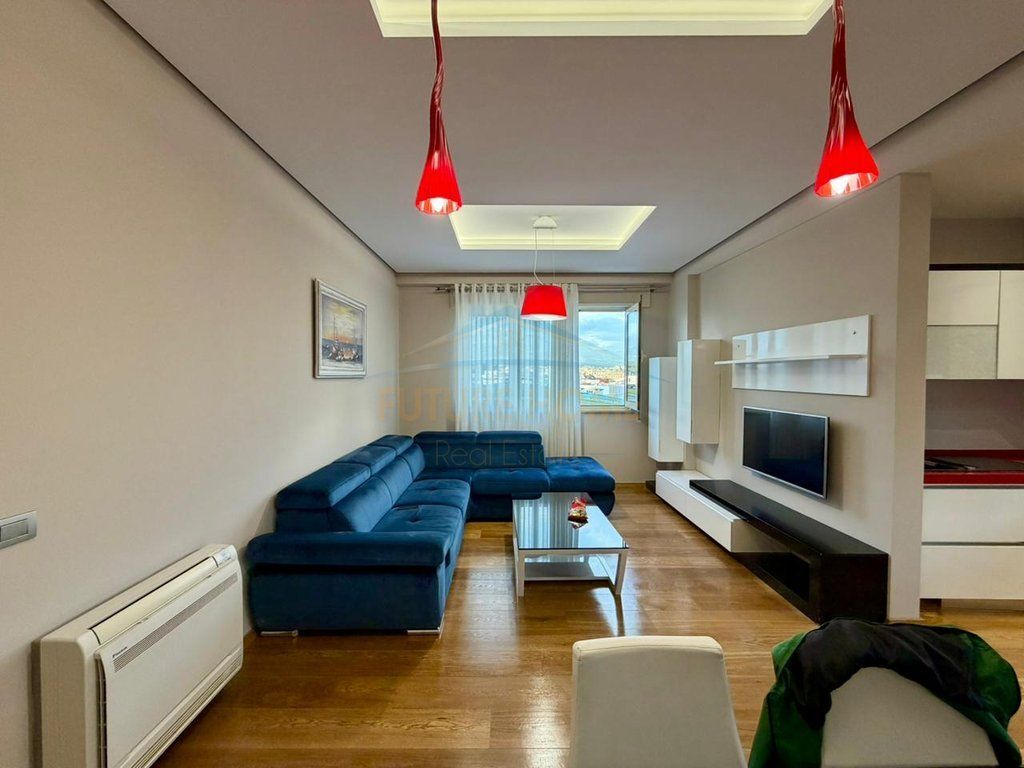 Shitet, Apartament 2+1+2 Ballkone ,Liqeni i Thate, Tirane