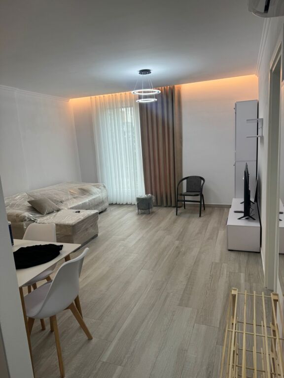 Jepet me qira 1+1 RRUGA JORDAN MISJA 60,000 leke