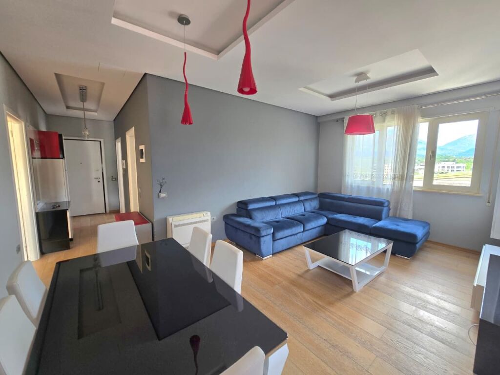 Apartamente 2+1 Ne Shitje, Me Pamje Mbi Liqenin e Thate