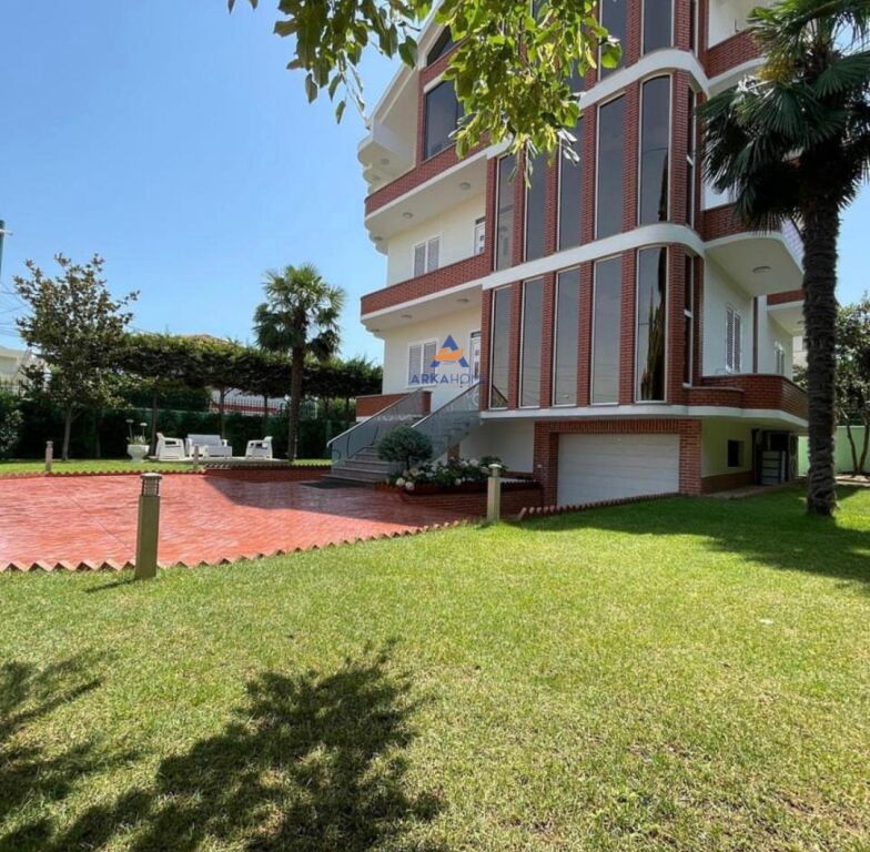 SHITET VILA NE INSTITUT 400.000 EURO