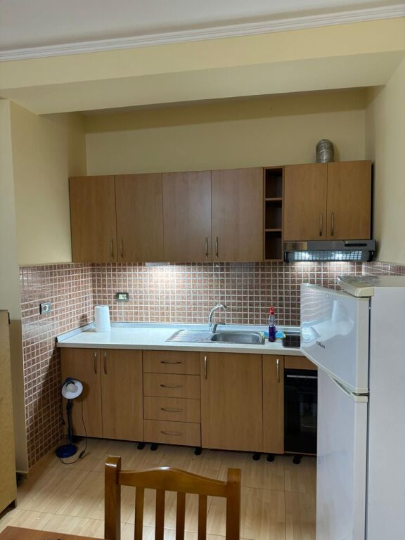 For rent 1+1+parking 650€ Train Station