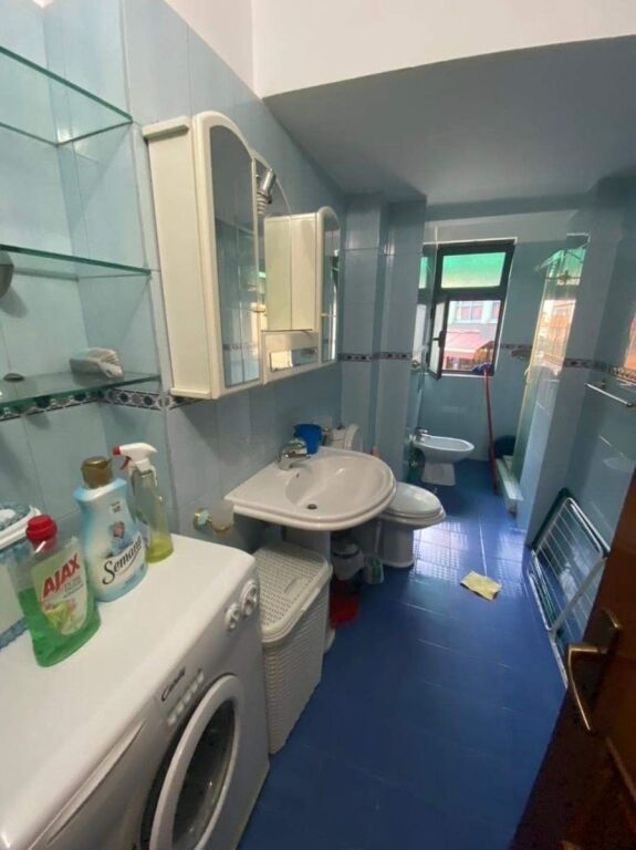 Jepet me qira super apartament 1+1+bllk• Rr. Elbasanit
