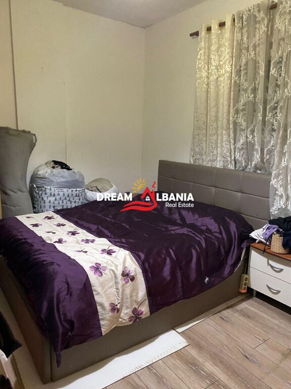 Jepet apartament 2+1+2 me qera ne zonen e Selites prane Universitet Barletit (ID 4229499)