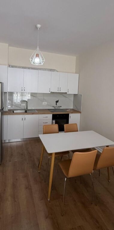 APARTAMENT ME QERA 1+1 5 MAJI 50.000 LEKE FH-75543