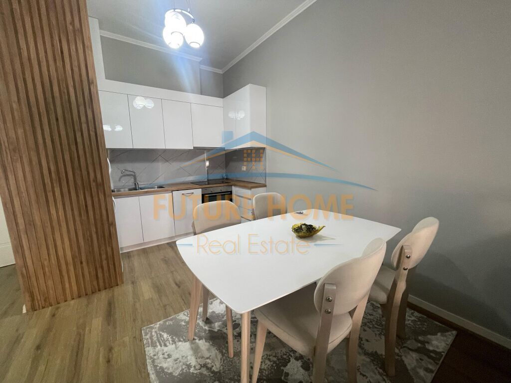 Affitto, Appartamento 1+1+Posto Auto, Complesso Delijorgji, Tirana 830 €