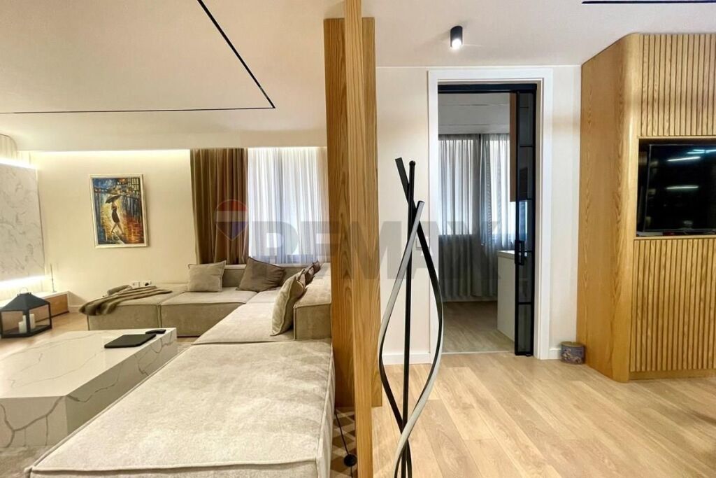 Modern 3+1 apartment in the Center of Tirana!