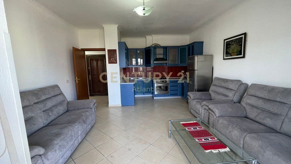 SHITET APARTAMENT 2+1+2T NE PLAZH HEKURUDHA, DURRES!