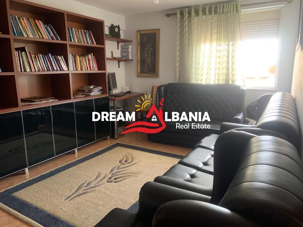 Apartament 3+1 ne shitje te Pazari i Ri, Tirane (ID 4139192)