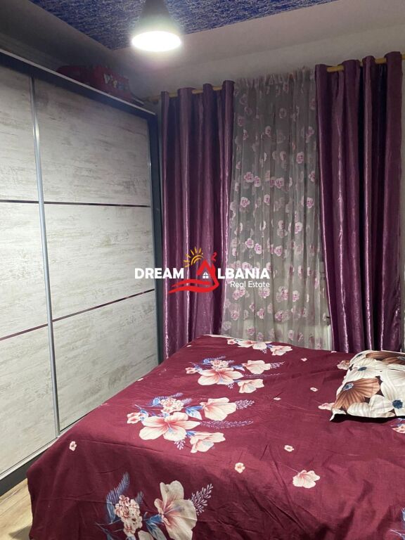 Jepet apartament 2+1+2 me qera ne zonen e Selites prane Universitet Barletit (ID 4229499)
