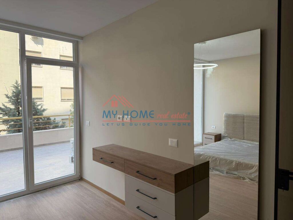 Apartament 1+1+Verande me qera tek Liqeni Artificial ne Tirane