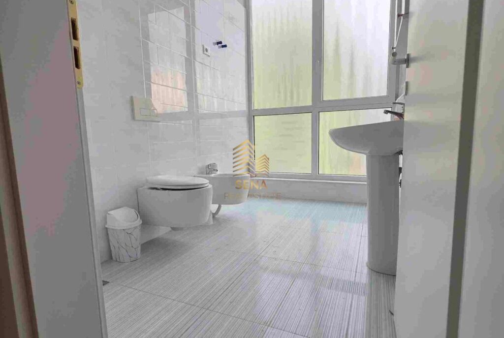 Affitto, Spazio commerciale 1+1+blk, Residenza Avid-Nuovo Boulevard, 44.000 Leke/mese