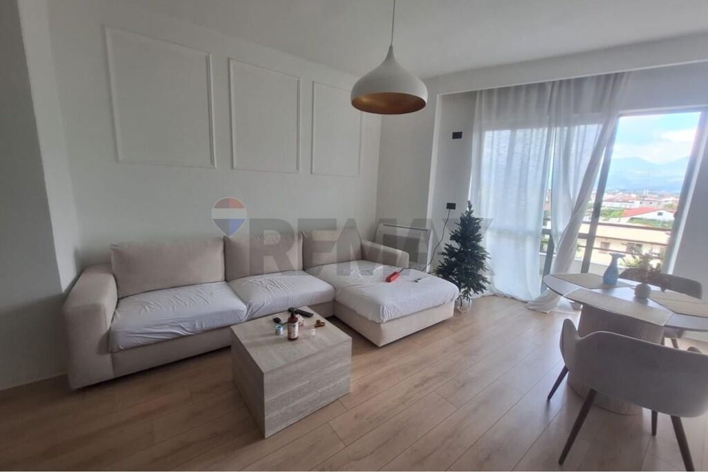 Apartment 1+1 for sale at Kthesa e Kamzes!!!